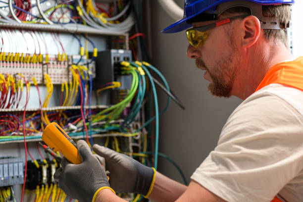 Best Electric Panel Repair  in Redfield, AR